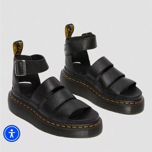 CLARISSA II
WOMEN'S LEATHER PLATFORM SANDALS dr martens